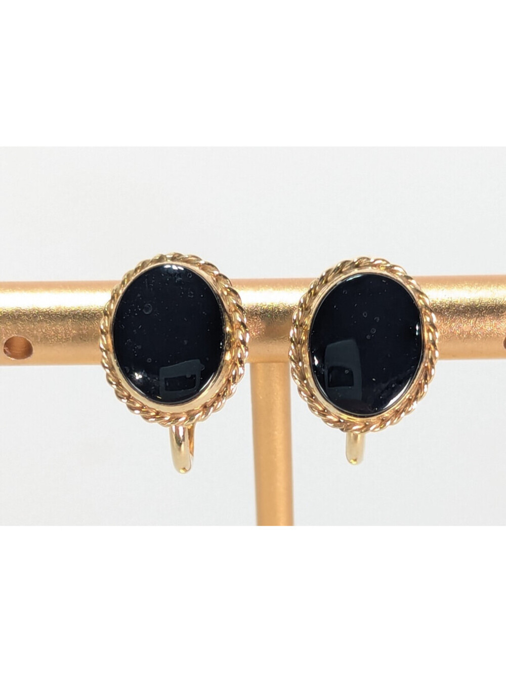 Vintage Carla 14K Gold Filled Black Onyx Clip-On Earrings Classic Elegant Simple